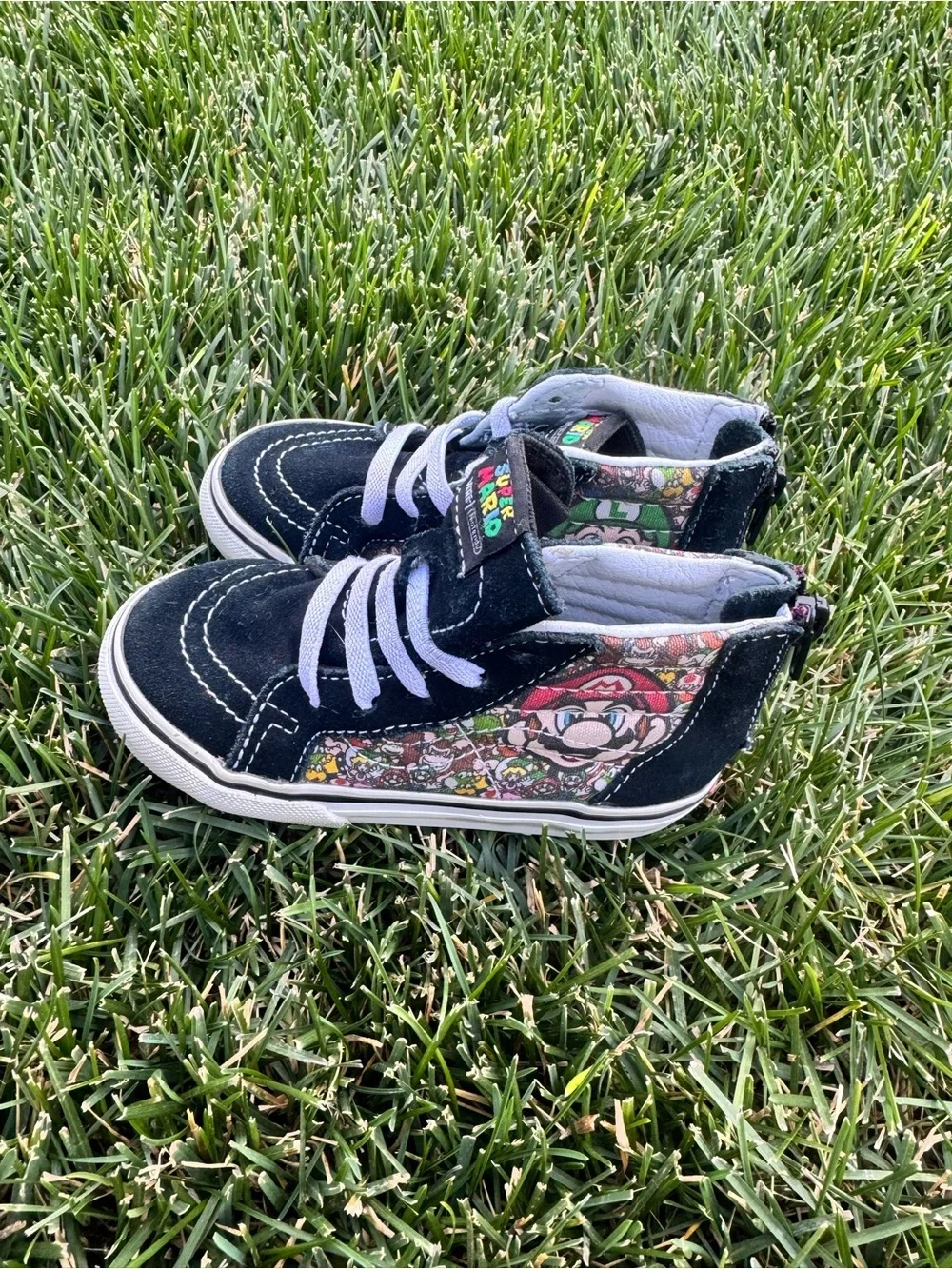 Vans x Nintendo Super Mario Sk8-Hi Zip Toddler Size 8